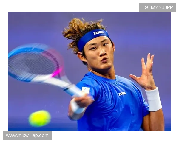 张之臻强势逆转晋级上海大师赛八强中国网球迎历史性突破 张之臻强势逆转晋级上海大师赛八强中国网球迎历史性突破