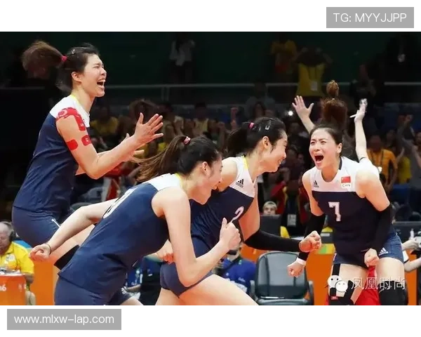 中国女排逆转夺冠再创辉煌新纪录全国球迷激情庆祝荣耀时刻