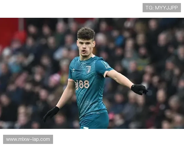 欧洲豪门鏖战再起新星闪耀绿茵场冠军之争愈演愈烈