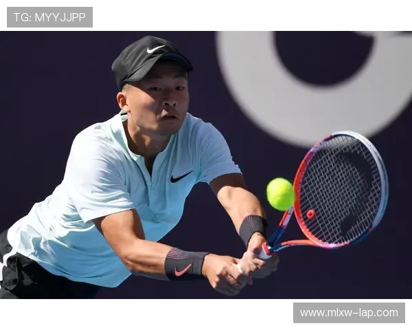 网球历史新篇章：新星选手突破重围勇夺大满贯冠军