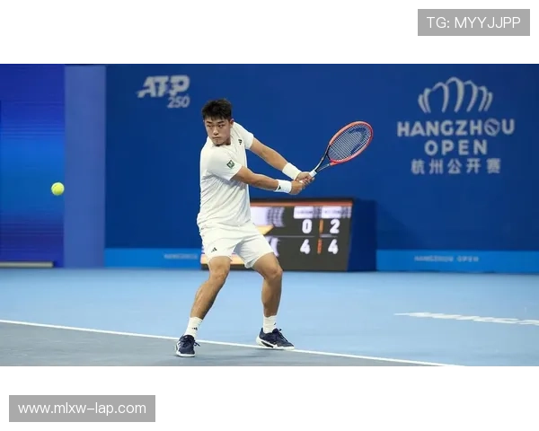 网球赛事激战正酣 新星崛起挑战老将地位 谁将登顶世界之巅 网球赛事激战正酣 新星崛起挑战老将地位 谁将登顶世界之巅