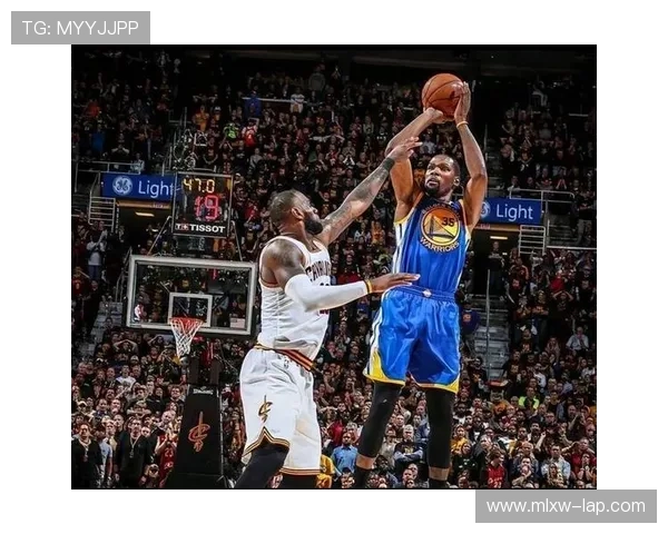 詹姆斯与杜兰特再度对决 NBA赛季焦点战提前预热