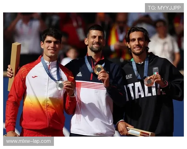 世界杯决赛前瞻：两大强队争锋，谁将捧起梦寐以求的冠军奖杯