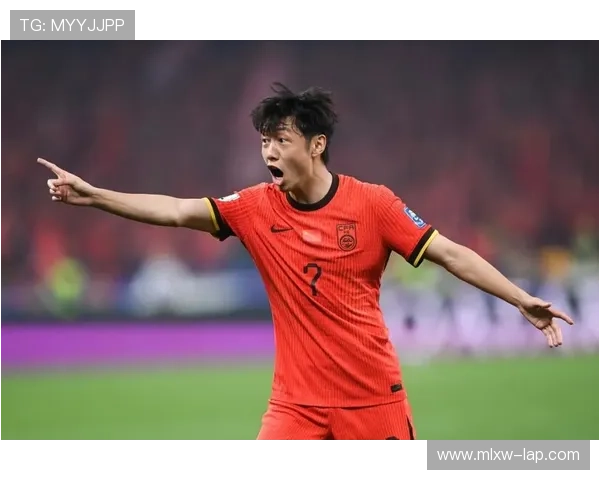 国家队关键战告捷主帅调整阵容引发球迷持续热议联赛前景受关注