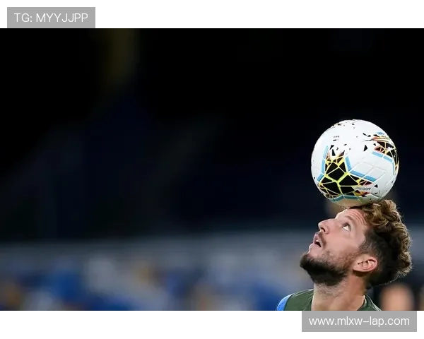 那不勒斯足球俱乐部辉煌历程与未来重建之路的深度剖析